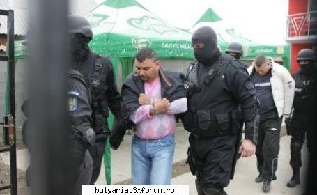 tribunalul dolj a emis zece mandate de arestare, dintre care patru n printre persoanele care vor