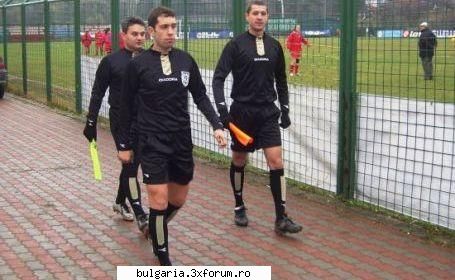 a fost primul dintre cei trei fraţi găman care s-a apucat de fotbal, dar şi primul