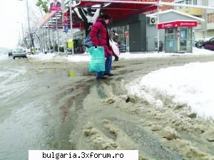 sistemul de canalizare al craiova preia cu greutate apa �n urma topirii după ce pe s-a aruncat