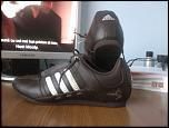 Adidasi Adidas model frumos - Adidasi Adidas model frumos.marimea 40.Adidasii - Vanzari Articole Vestimentare