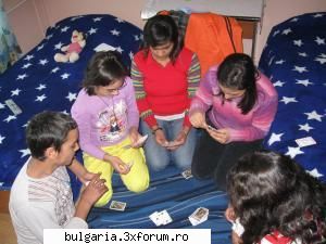 o �n şi la-crimi amare. cinci fraţi �n miros de beţie şi Şi printr-o