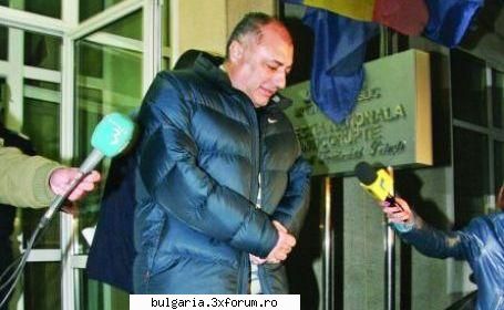 �n sarcina lui antonie solomon s-au de luare de mită �n formă fals şi uz de fals, se