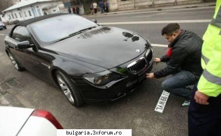 de la au �mp�nzit toate cartierele din oraş şi au oprit �n trafic sute de pentru a le