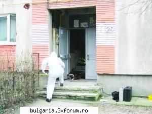 două femei, mamă şi au fost mortal vineri �n scara blocului b29, de pe strada din